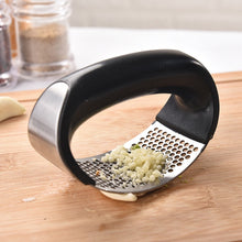 Load image into Gallery viewer, Kitchen gadgets stainless steel garlic press
